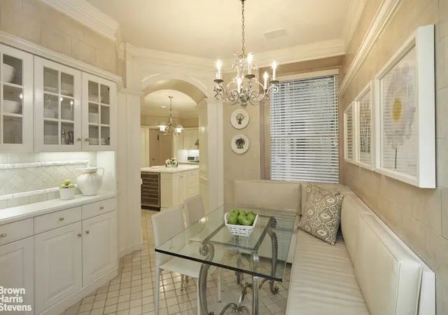 Listing Photo 5 - Condo for sale in 960 Park Avenue located at 960 Park Ave, New York, NY 10028 - Unit #2NDFLE