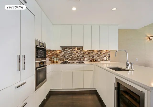 Photo 3 of Condo for sale at 425 W 53rd Street #412, New York, NY 10019 | MLS# RLS20049249 | Listing updated on 2026-01-12