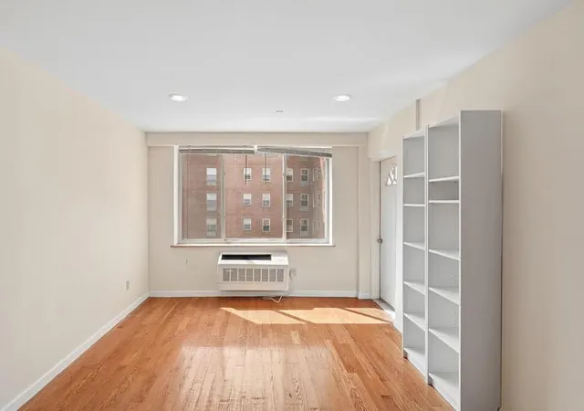 2nd image of 63-14 Queens Blvd #6-C, New York City, NY 11377 | MLS# RLS20049269