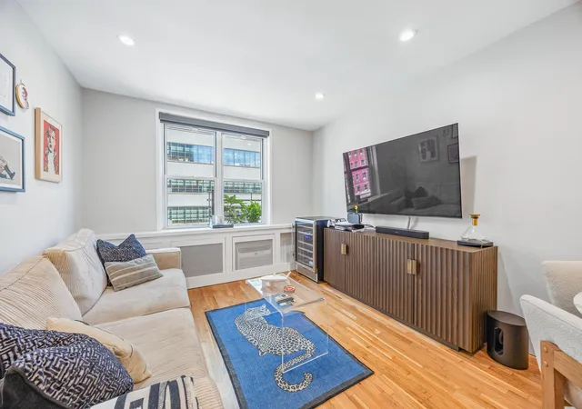 Listing Photo 2 - Condo for sale in building located at 408 W 34Th St, New York City, NY 10001 - Unit #6H