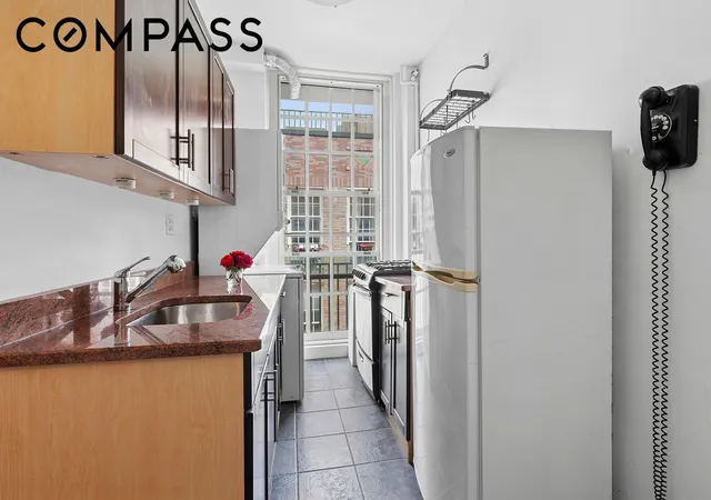 4th image of 509 E 77Th St, New York City, NY 10075