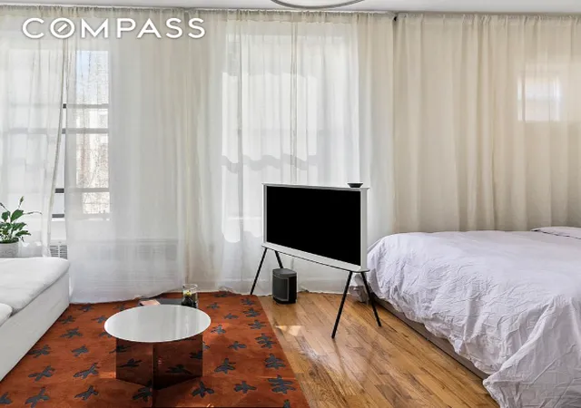 Photo 3 of Multi family home for sale at 10 Fort Greene Pl, Brooklyn, NY 11217 | MLS# RLS20049344 | Listing updated on 2025-12-08