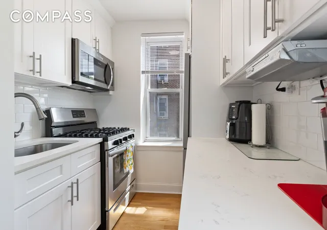 1st image of 205 E 238th St #2C, New York City, NY 10470 | MLS# RLS20049479