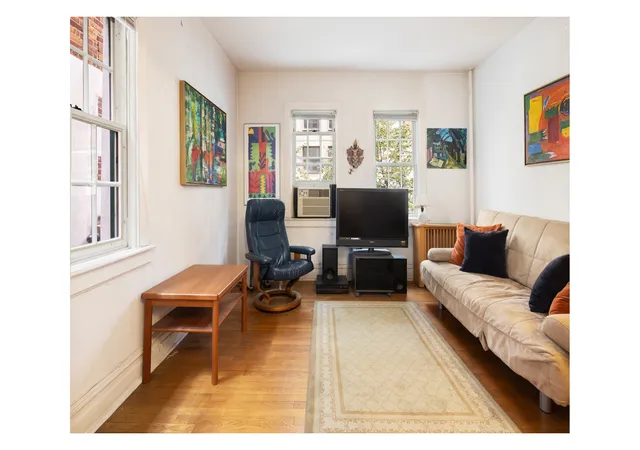 Photo 3 of Condo for sale at 262 W 95th St #2, New York, NY 10025 | MLS# RLS20049498 | Listing updated on 2026-05-17
