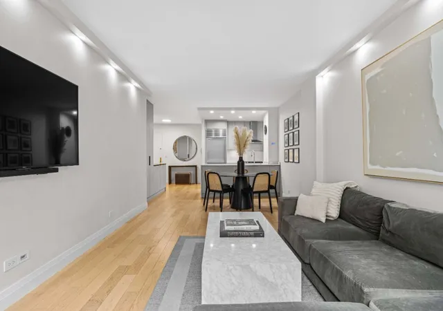 Listing Photo 2 - Condo for sale in building located at 127 E 30Th St, New York City, NY 10016 - Unit #3B