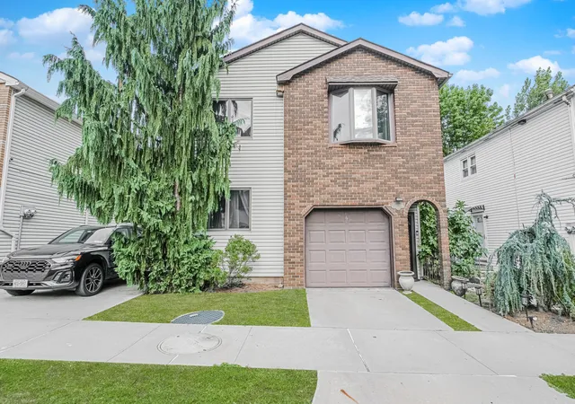 1st image of 100 Marisa Cir, New York City, NY 10309 | MLS# RLS20049672