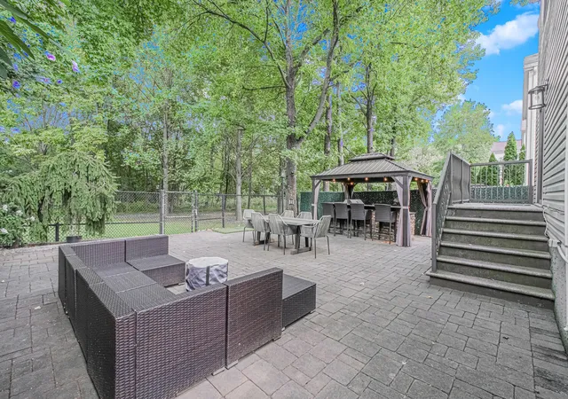 34th image of 100 Marisa Cir, New York City, NY 10309 | MLS# RLS20049672