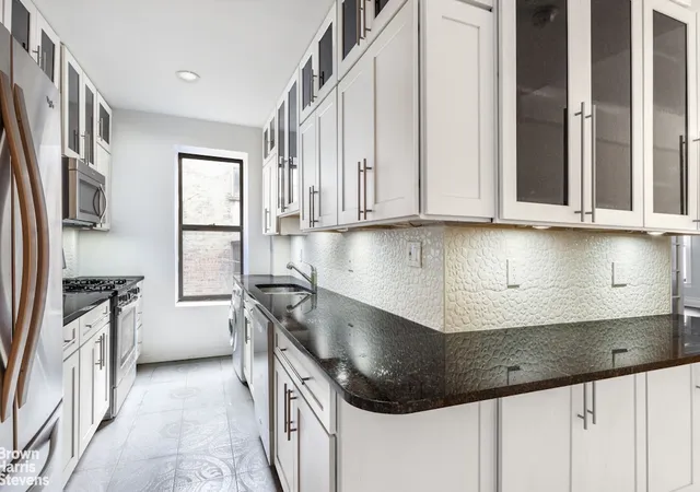 2nd image of 414 61st St #1C, Brooklyn, NY 11220 | MLS# RLS20049750