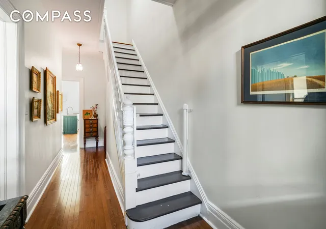 Photo 3 of Townhouse for sale at 252 Jackson St, Brooklyn, NY 11211 | MLS# RLS20049798 | Listing updated on 2025-12-19