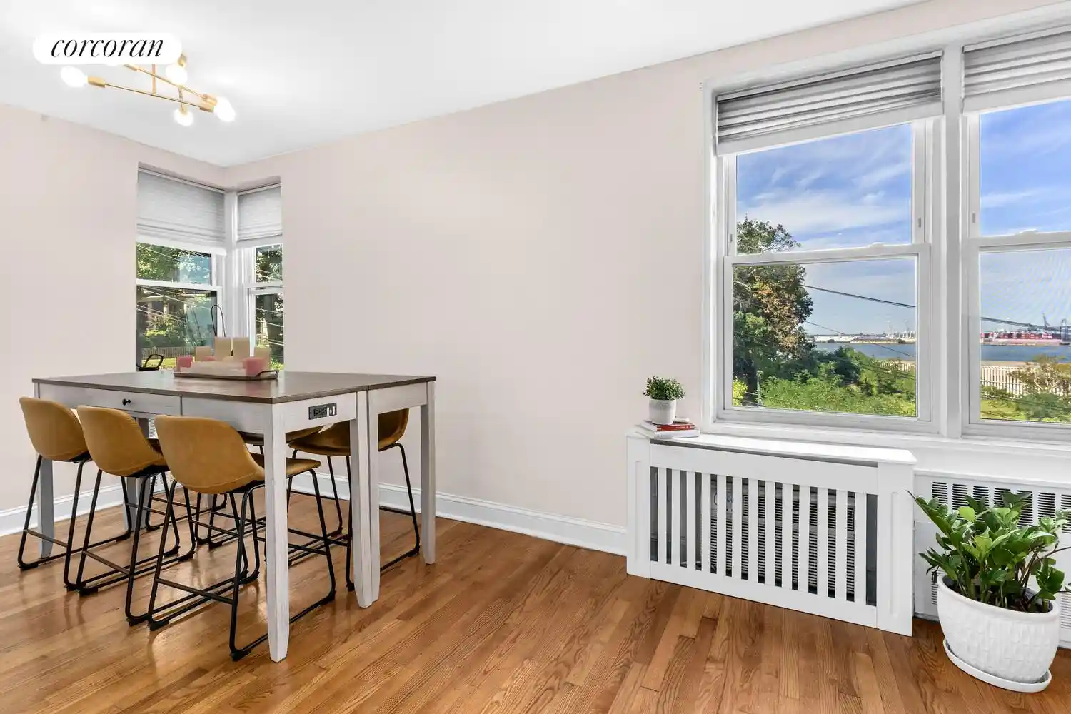 Listing Photo 2 - Condo for sale in 36 Hamilton Ave located at 36 Hamilton Ave, New York, NY 10301 - Unit #2E