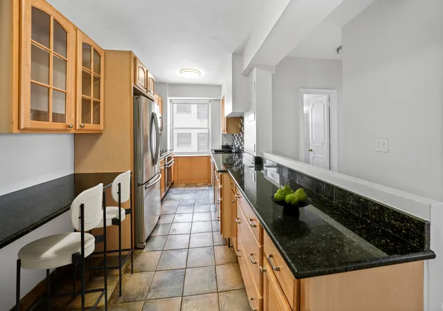 Photo 3 of Sale Pending at 2 Tudor City Pl #8GN, New York, NY 10017 | MLS# RLS20049828 | Listing updated on 2026-01-05