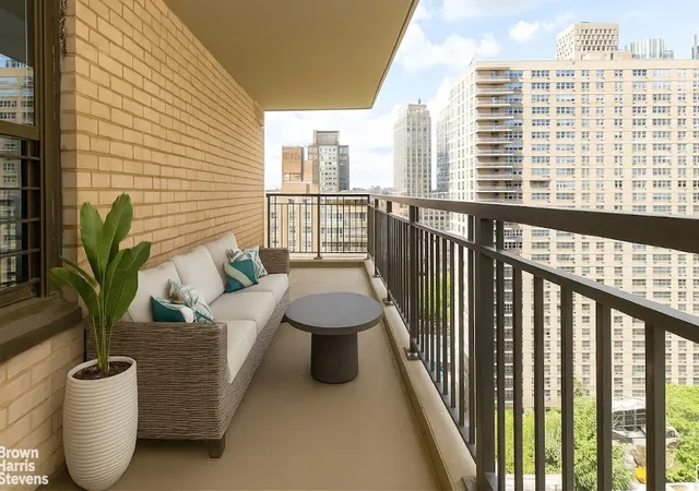Photo 2 of Sale Pending at 140 W End Ave #20H, New York, NY 10023 | MLS# RLS20049909 | Listing updated on 2026-07-30