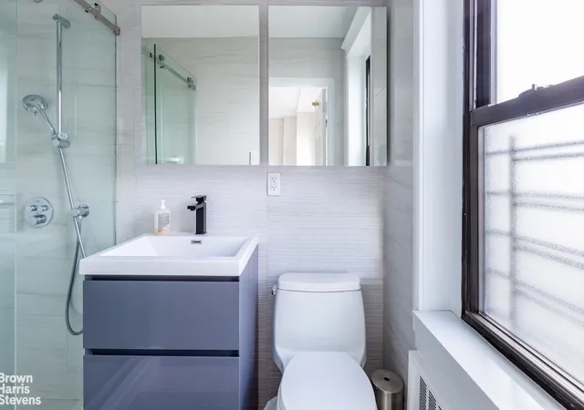 Photo 4 of Sale Pending at 140 W End Ave #20H, New York, NY 10023 | MLS# RLS20049909 | Listing updated on 2026-07-30
