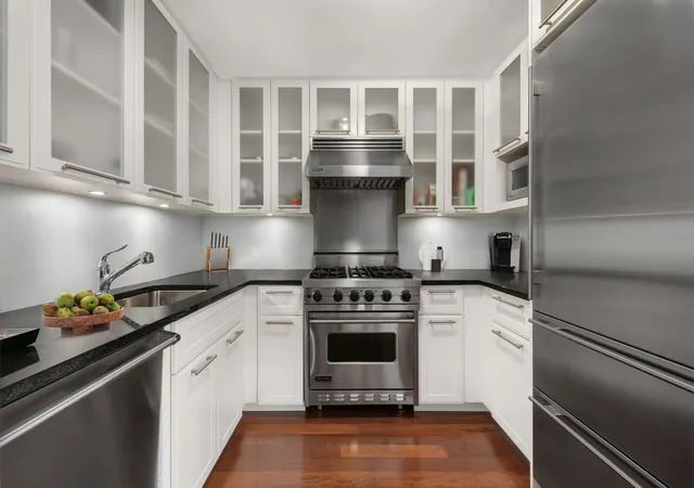 2nd image of 45 Park Ave #1101, New York, NY 10016 | MLS# RLS20050070
