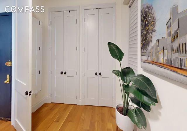 2nd image of 364 W 121St St, New York City, NY 10027