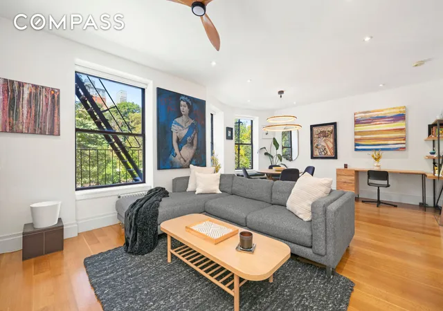 5th image of 364 W 121St St, New York City, NY 10027