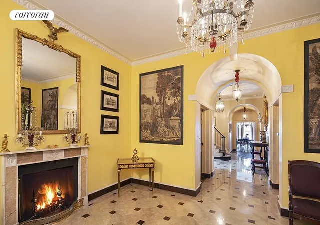 Photo 3 of Single family home for sale at 67 E 93rd Street, New York, NY 10128 | MLS# RLS20050288 | Listing updated on 2025-10-31