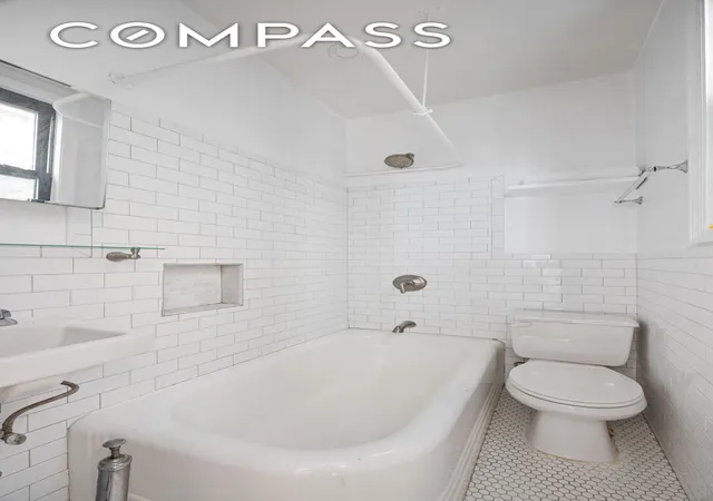 Photo 4 of House for sale at 13 Downing St #9, New York, NY 10014 | MLS# RLS20050359 | Listing updated on 2025-12-26