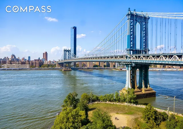 Photo 3 of House for sale at 1 Main St #9D, Brooklyn, NY 11201 | MLS# RLS20050556 | Listing updated on 2025-12-21