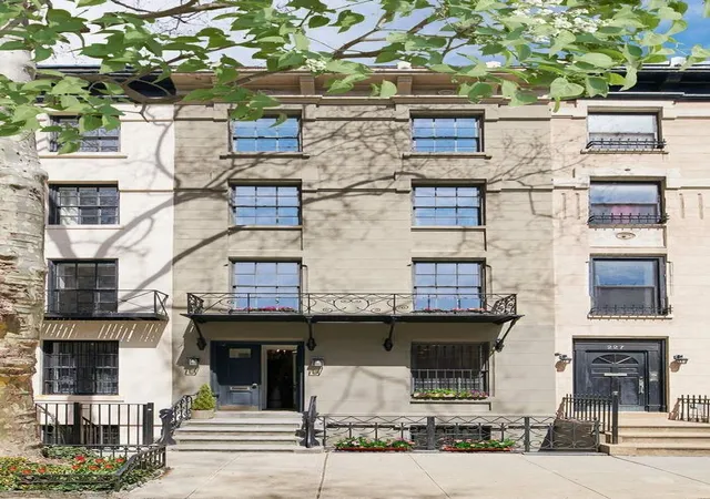 Homes for sale in New York City, NY | 225 E 62nd St, New York City, NY 10065 | MLS# RLS20050563