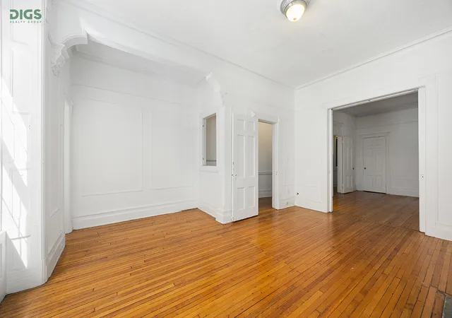 Photo 2 of Condo for sale at 147 W 105th St #1E, New York, NY 10025 | MLS# RLS20050720 | Listing updated on 2026-03-17