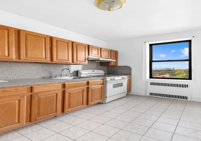 Photo 4 of House for sale at 1710 Ave H #F6, New York City, NY 11230 | MLS# RLS20050757 | Listing updated on 2026-08-04