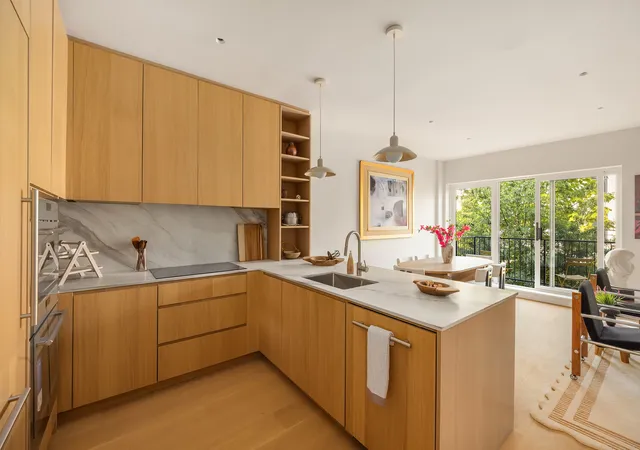 Photo 3 of Condo for sale at 591 10th St #2, Brooklyn, NY 11215 | MLS# RLS20050992 | Listing updated on 2026-01-16