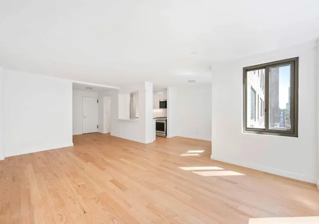 Photo 1 of House for sale at 425 E 63rd Street #E2E, New York, NY 10065 | MLS# RLS20051161 | Listing updated on 2025-12-07