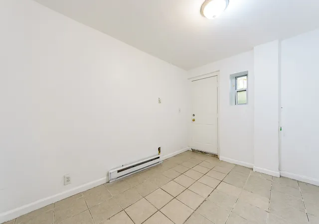 Photo 3 of Townhouse for sale at 27 Pulaski St, Brooklyn, NY 11206 | MLS# RLS20051331 | Listing updated on 2025-10-26