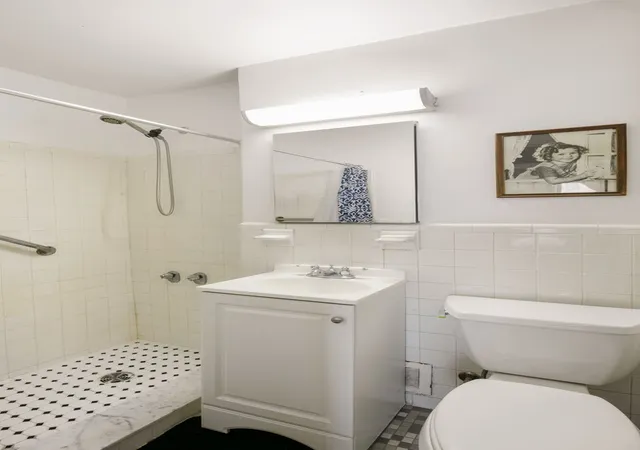 Photo 4 of House for sale at 201 E 21st Street #5M, New York City, NY 10010 | MLS# RLS20051420 | Listing updated on 2026-03-21