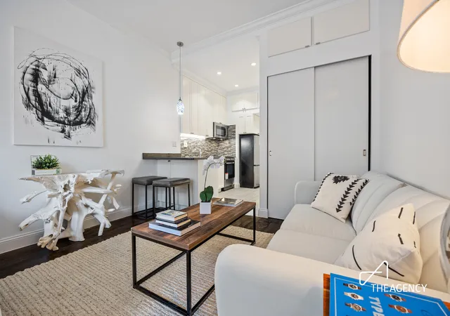 Photo 3 of Sale Pending at 305 E 83rd Street #2A, New York, NY 10028 | MLS# RLS20051439 | Listing updated on 2026-02-24