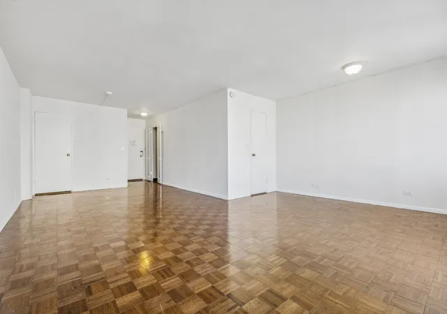 Photo 2 of Condo for sale at 155 W 68th St #1807, New York, NY 10023 | MLS# RLS20051563 | Listing updated on 2025-10-07