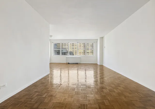 Photo 3 of Condo for sale at 155 W 68th St #1807, New York, NY 10023 | MLS# RLS20051563 | Listing updated on 2025-10-07