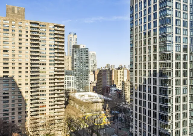 Photo 3 of House for sale at 155 W 68Th St #1807, New York, NY 10023 | MLS# RLS20051563 | Listing updated on 2025-10-07