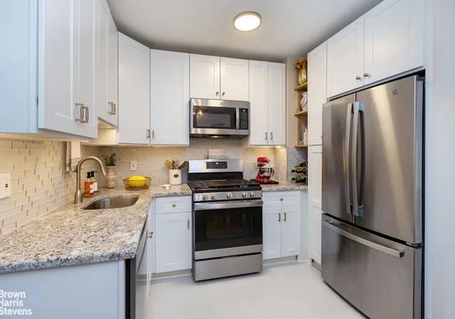5th image of 2621 Palisade Ave #2G, New York City, NY 10463 | MLS# RLS20052151