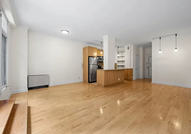 Listing Photo 4 - Condo for sale in building located at 345 E 73Rd St, New York City, NY 10021 - Unit #1A