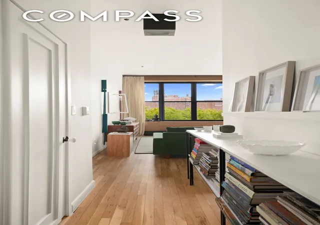 Listing Photo 2 - Condo for sale in building located at 372 Dekalb Ave, New York City, NY 11205 - Unit #6E
