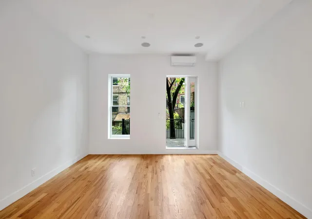 Photo 4 of Sale Pending at 4 Alice Ct, New York City, NY 11213 | MLS# RLS20052479 | Listing updated on 2026-07-28