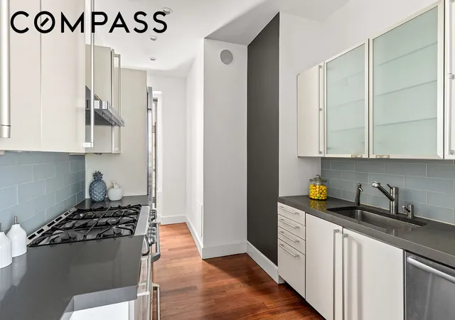 Listing Photo 5 - Condo for sale in building located at 246 W End Ave, New York City, NY 10023 - Unit #2DE/3E