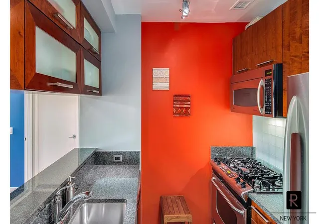 Photo 2 of House for sale at 121 E 23rd Street #16-D, New York, NY 10010 | MLS# RLS20052609 | Listing updated on 2026-02-13
