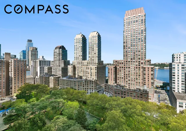 Homes for sale in New York City, NY | 185 W End Ave #17B, New York City, NY 10023 | MLS# RLS20052615