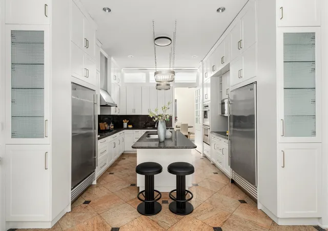 Photo 4 of Single family home for sale at 51 E 67Th St, New York, NY 10065 | MLS# RLS20052691 | Listing updated on 2026-05-07