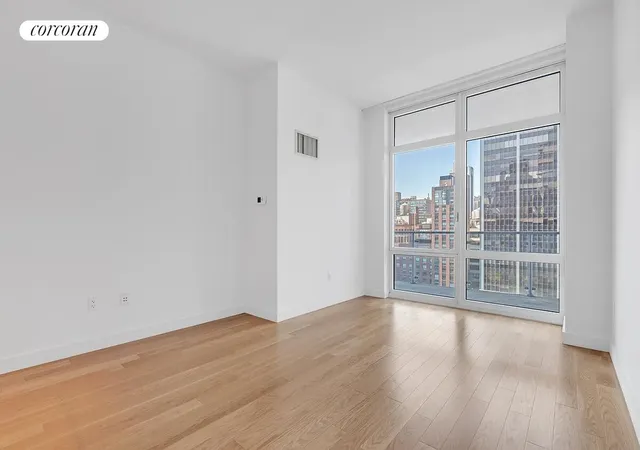 Photo 2 of House for sale at 555 W 59th Street #21E, New York, NY 10019 | MLS# RLS20052811 | Listing updated on 2025-12-22