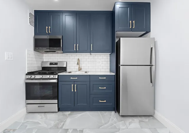 Photo 4 of House for sale at 37-56 87th Street #3, Jackson Heights, NY 11372 | MLS# RLS20053095 | Listing updated on 2025-12-26