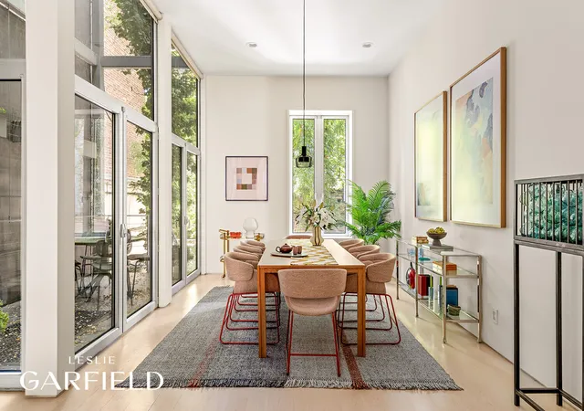 Photo 4 of Single family home for sale at 240 E 61st Street, New York, NY 10065 | MLS# RLS20053152 | Listing updated on 2026-04-21