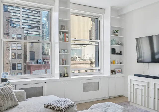 Photo 3 of Condo for sale at 55 Liberty St #22D, New York, NY 10005 | MLS# RLS20053174 | Listing updated on 2025-12-08