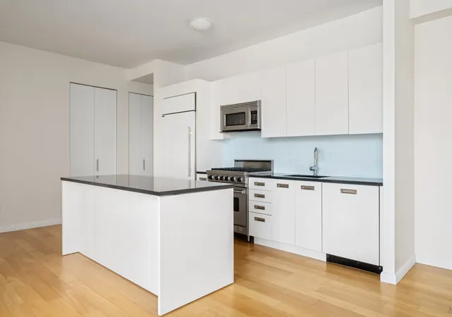 Photo 3 of House for sale at 46-30 Center Blvd #908, Long Island City, NY 11109 | MLS# RLS20053200 | Listing updated on 2025-12-30