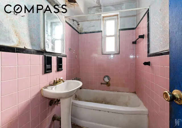 2nd image of 33-04 91St St, Jackson Heights, NY 11372
