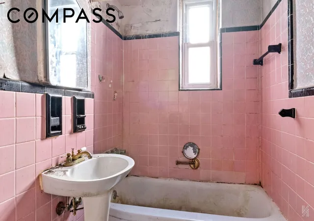 16th image of 33 04 91st St #5L, Jackson Heights, NY 11372 | MLS# RLS20053229