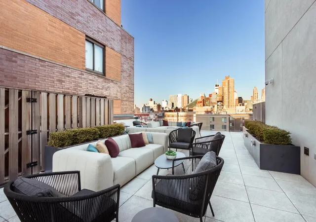 Homes for sale in New York City, NY | 500 W 45Th St #706, New York City, NY 10036 | MLS# RLS20053291